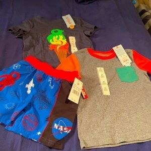 2/$20.  Size 3T Shorts/T-shirt Combo